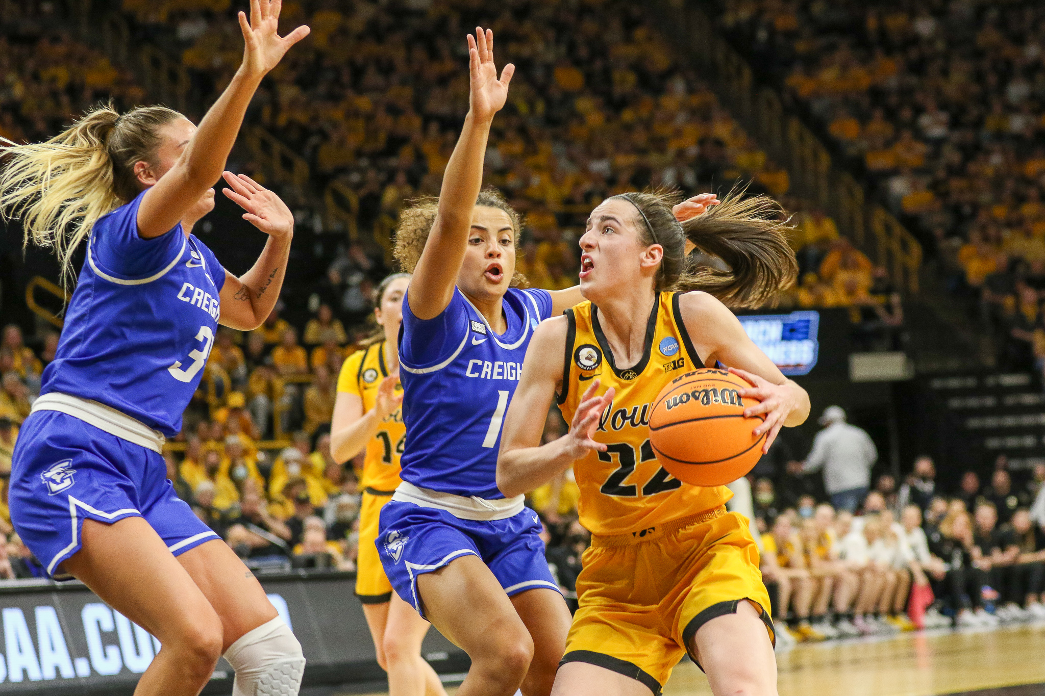 Final Four Dream: Iowa vs Illinois Elite Eight Showdown